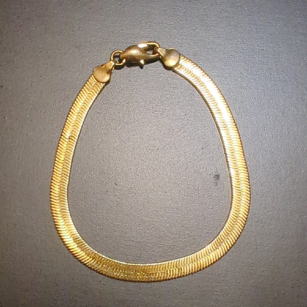 Chic Gold-Tone Bracelet